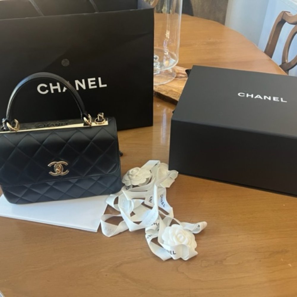 Chanel Black Quilted Lambskin Small Trendy CC Dual Handle Flap Gold Hardware - Picture 5 of 15